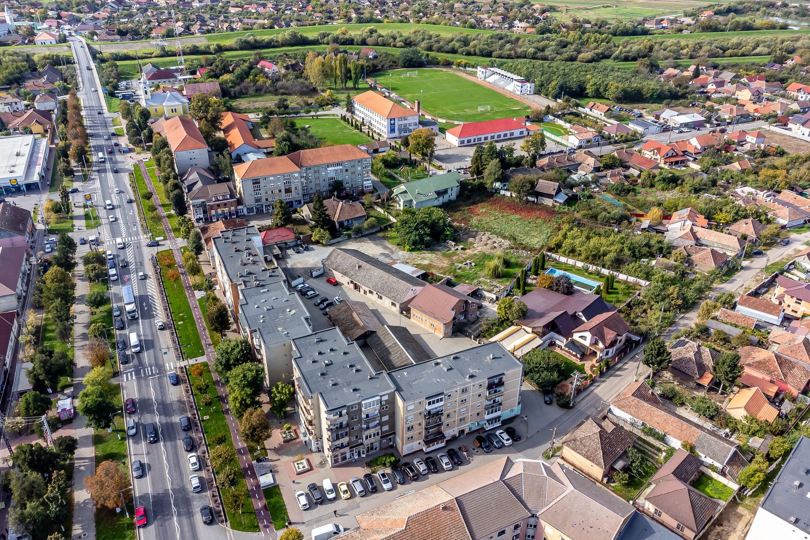 Teren central în Chișineu-Criș - Poză 4