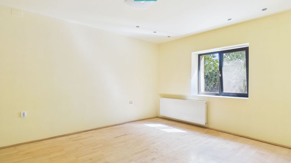 Casă 6 camere - Dumbrăvița - Poză 19