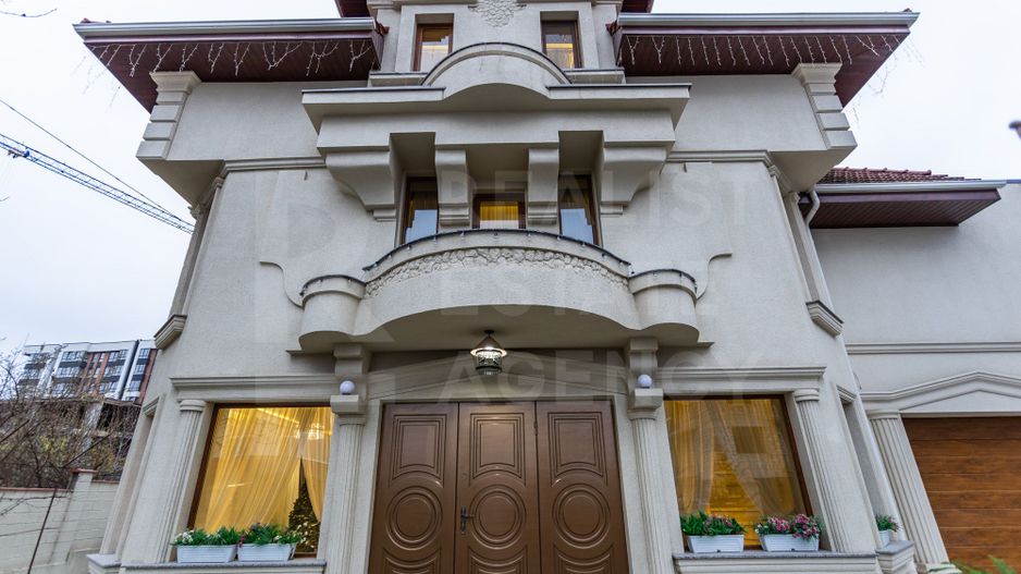 Vânzare, casă, 3 nivele, 300 mp+7,2 ari, str. Chișiniău, Cricova - Poză 69