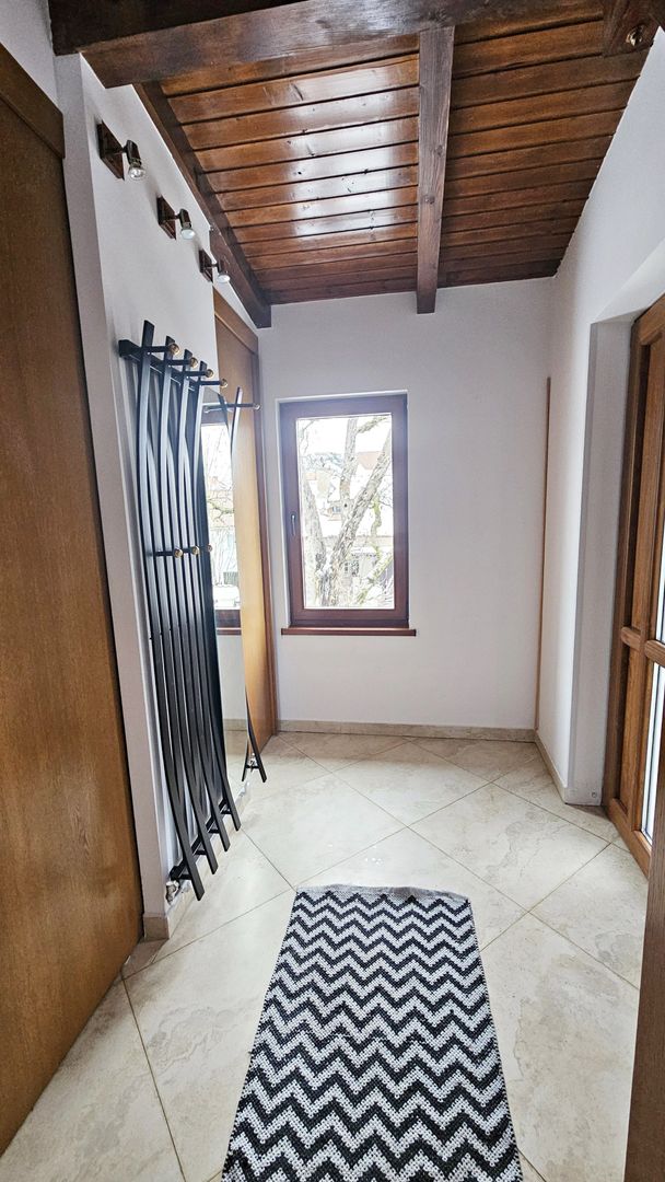 Apartament 3 camere premium în vilă, parter, garaj, acces separat – Central - Poză 11