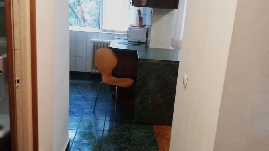 Vanzare 2 camere Obor - Poză 1