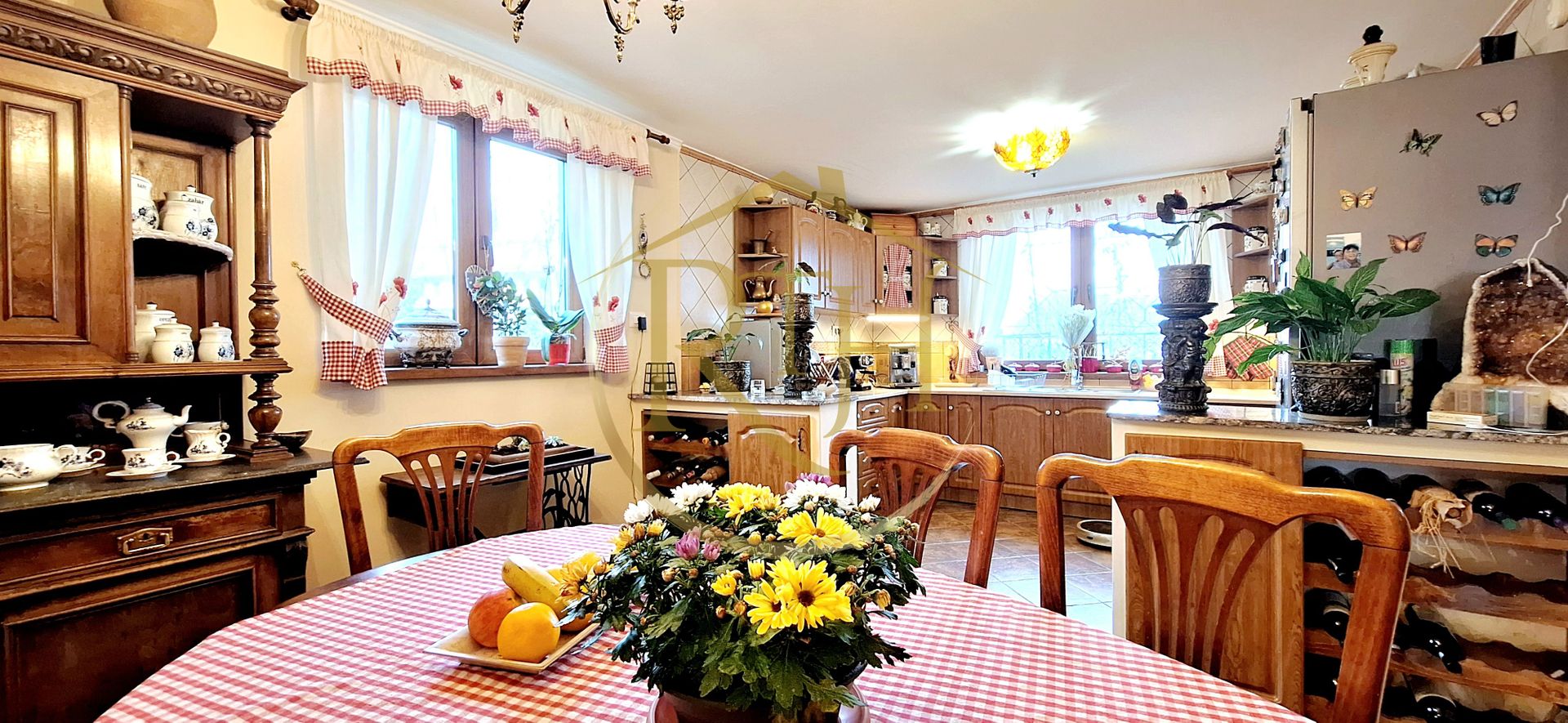 Casa deosebita, 4 camere, curte amenajata, Giroc pe str Apicultorilor - Poză 6