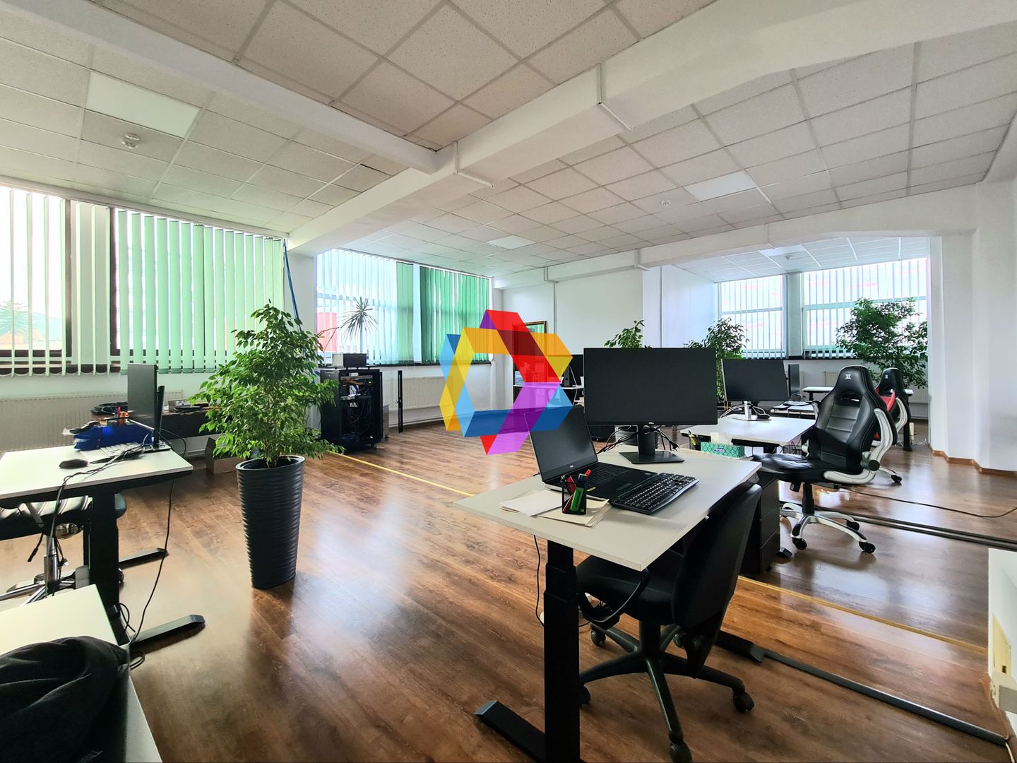 Spatiu birouri de închiriat Brasov - 110 mp # plus-imo.ro - Poză 2