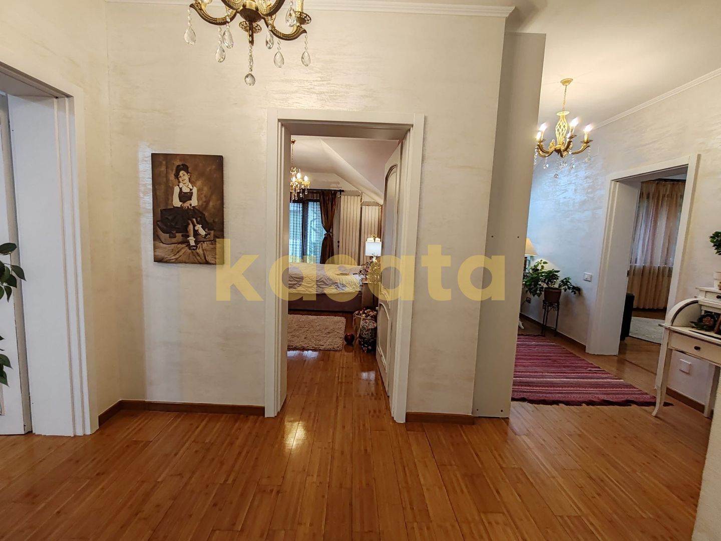 Vila care redefinește echilibrul între rafinament, spațiu și liniște - Poză 33