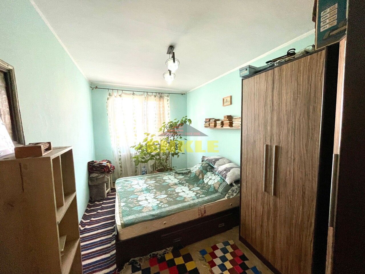 De vânzare apartament cu 4 camere decomandat, zona Bulevard - Poză 1