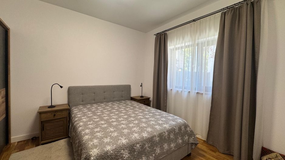 CASA INDIVIDUALA || METROU 1 MAI || LOC PARCARE + CURTE - Poză 3