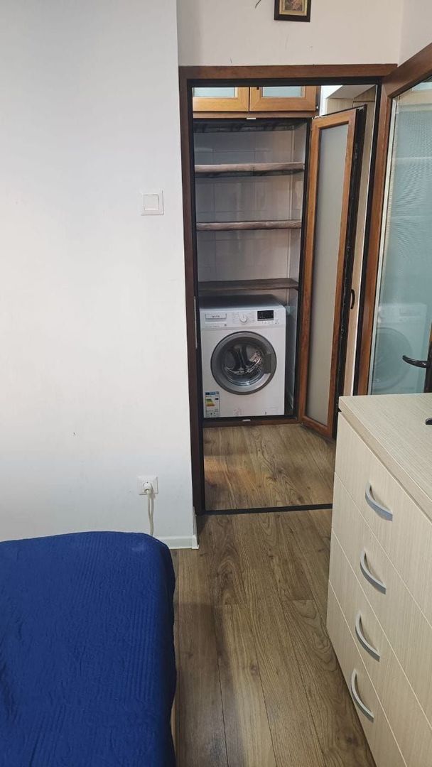 Vanzare - apartament cu 3 camere, etaj intermediar -  Siderurgistilor - Poză 9