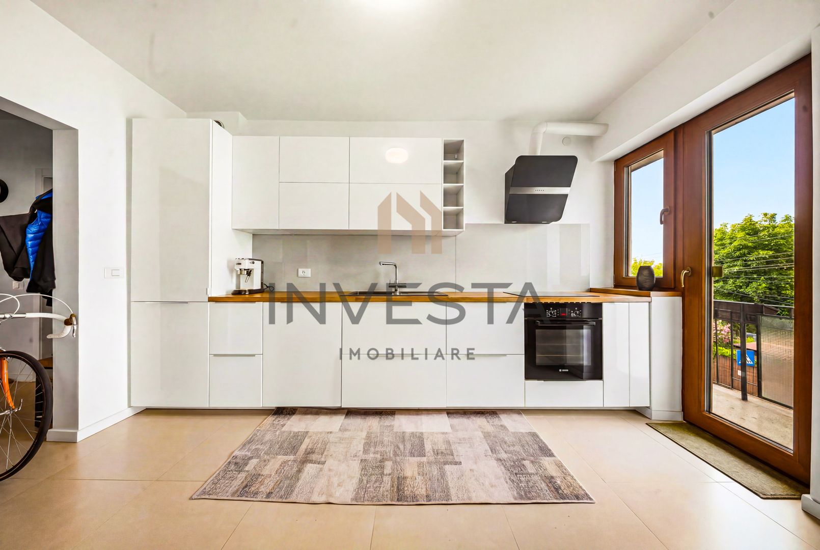Apartament deosebit in Parcul Engels, 115 mp utili, garaj si boxa! - Poză 4
