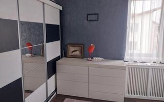 Apartament 3 camere, semidecomandat, 63 mp utili zona Turnisor - Poză 6