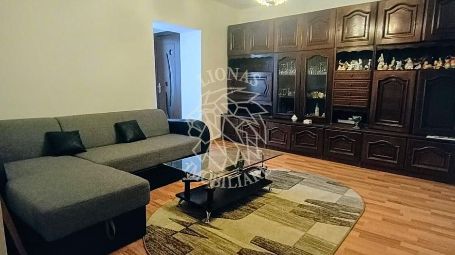 Apartament 3 camere-etaj 2-parcare- ideal investitie,  Ultracentral - Poză 1