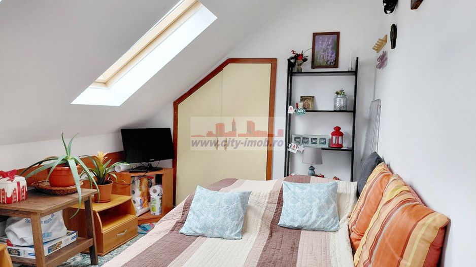 Vanzare apartament doua camere Busteni - Poză 8