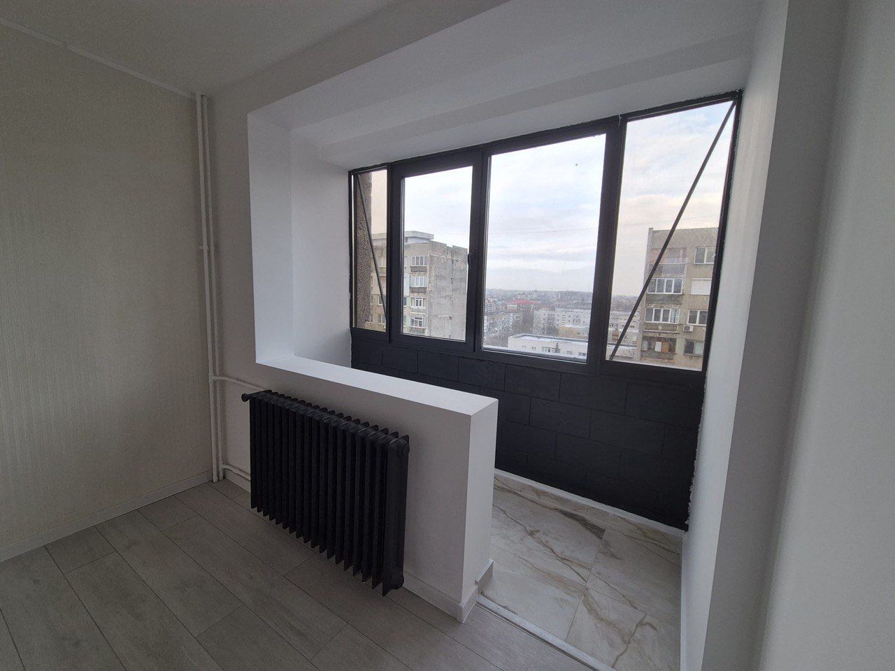 Apartament 4 camere la vanzare - Poză 3