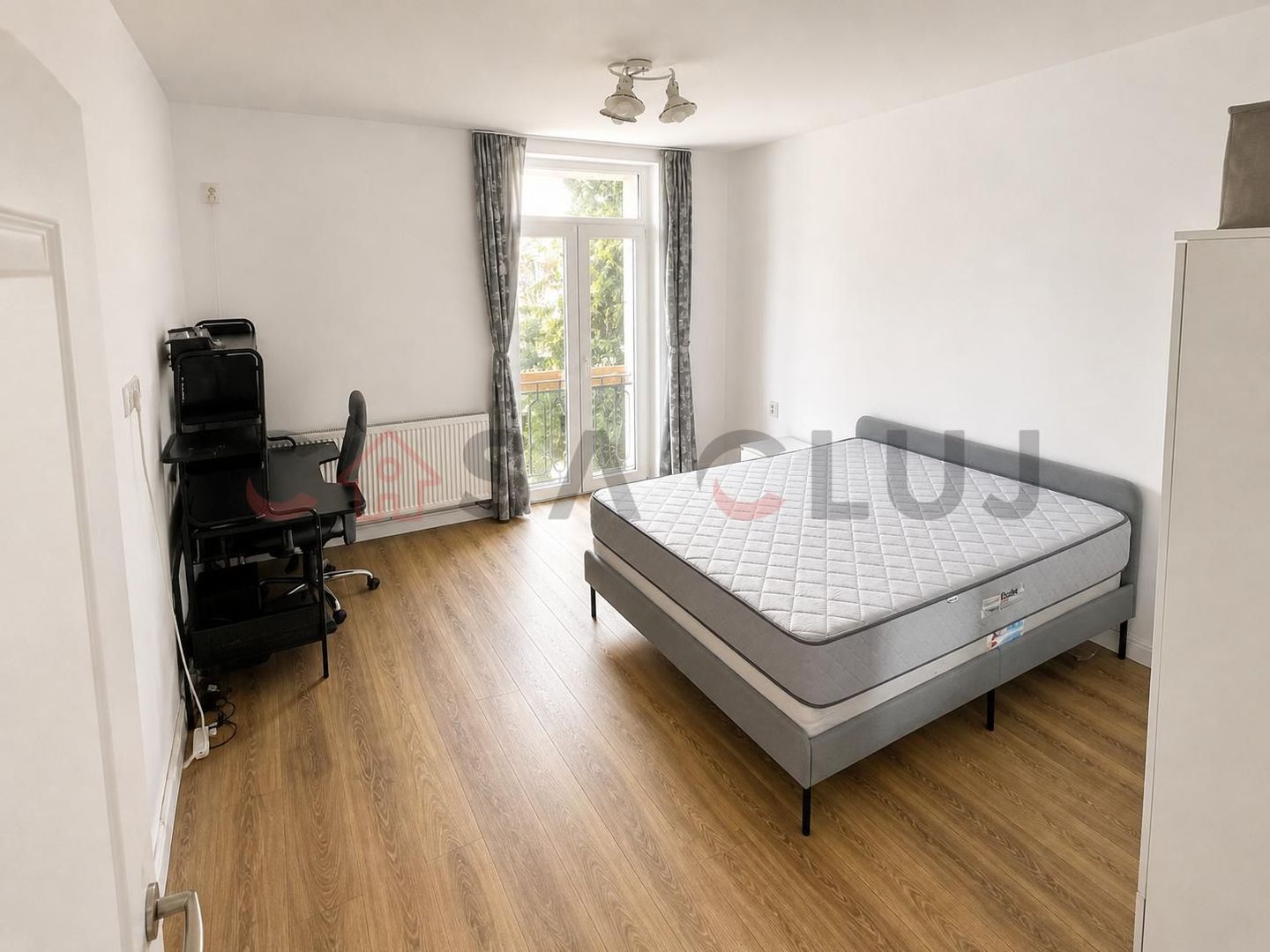 2 camere decomandate, Garaj+ 1 loc de parcare in curte, Zona The Office - Poză 2