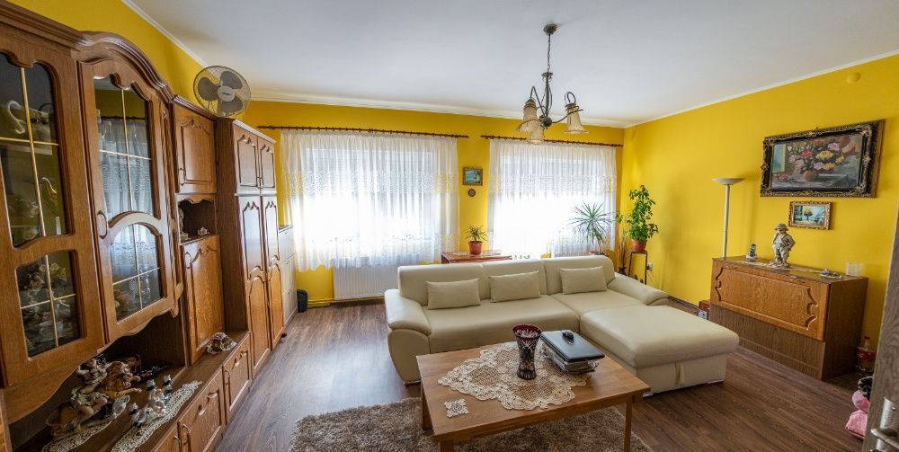 De vânzare casă cu etaj - Poză 6