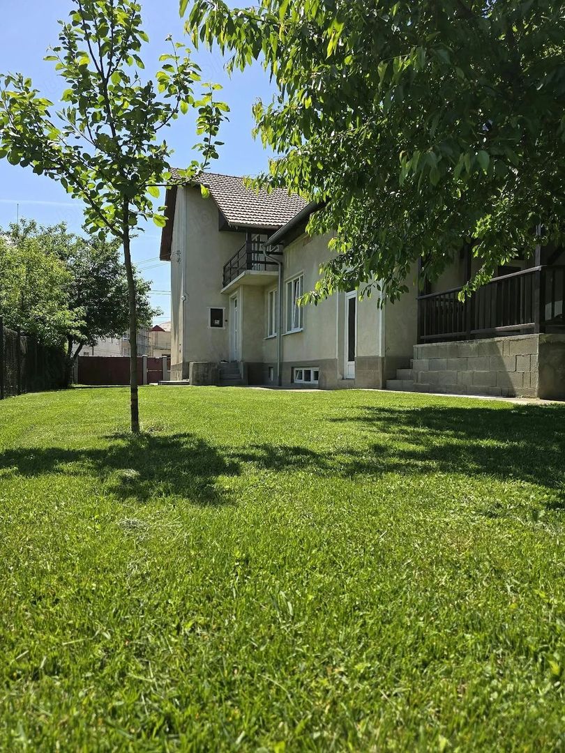 Casă în centrul municipiului Alba Iulia - Poză 2