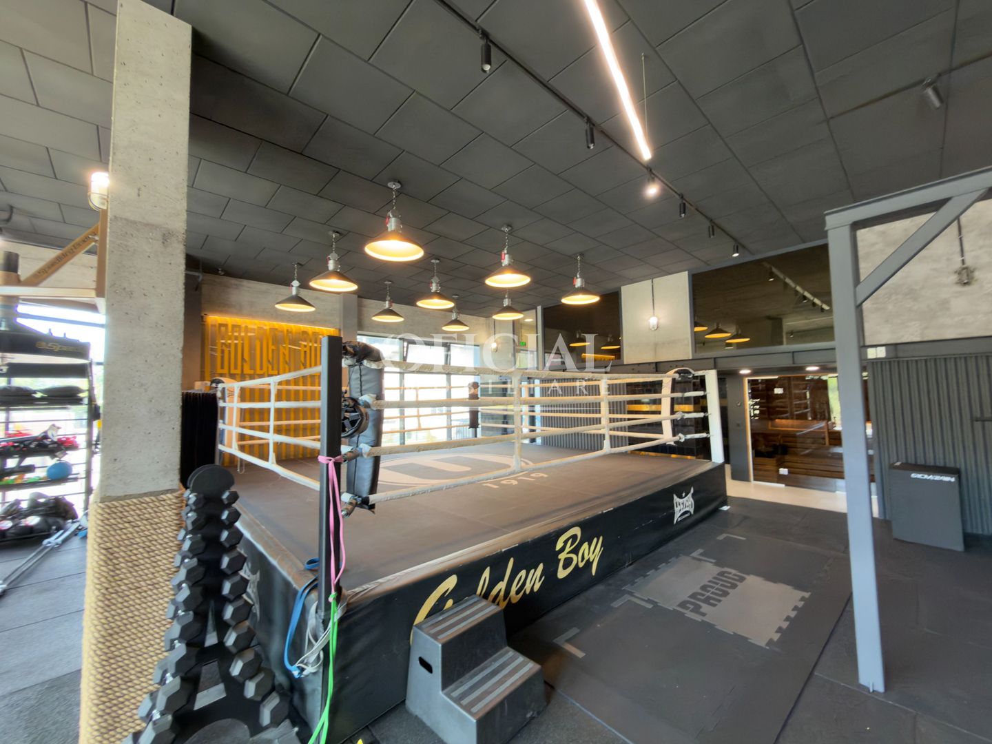 Sala de Box la Cheie | 205 m2 | 11 locuri Parcare | Zona Vivo Bmw - Poză 2