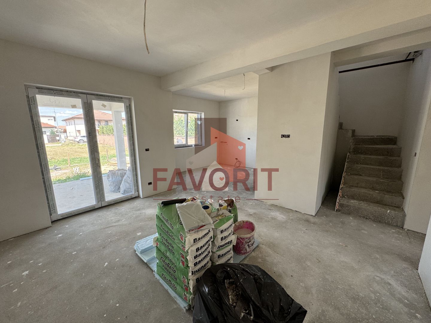 COMISION 0%. Duplex despartit prin garaj finisat la cheie in Dumbravita - Poză 1