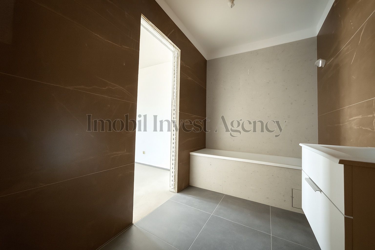 Apartament 3 camere de vanzare Pipera in bloc cu vedere la lac - Poză 12