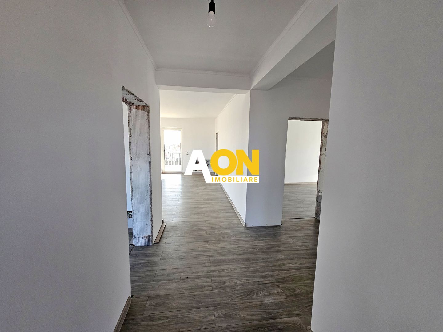 Casa 4 camere, la cheie, 600 mp teren,  priveliste superba, Cetate - Poză 3