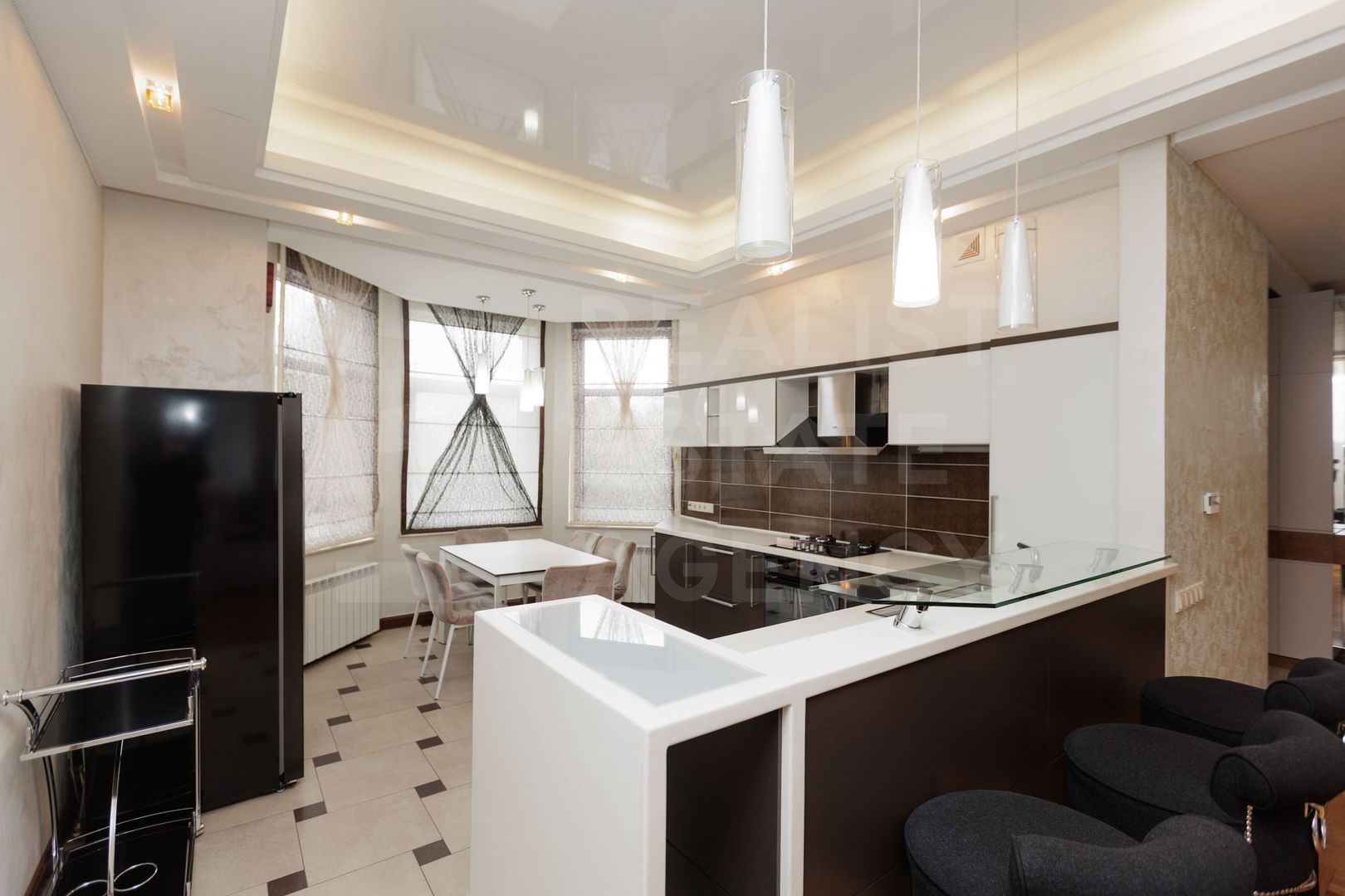 Vânzare, casă, 180 mp + 5 ari strada Calea Trușenilor ,Trușeni. - Poză 3