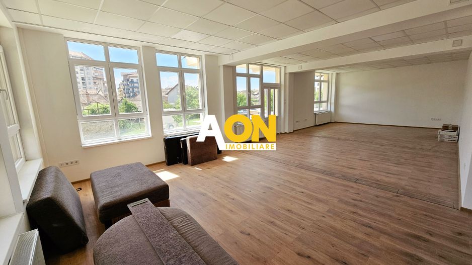 Spatiu nou de birouri, 80,5 mp + boxa de 12 mp, zona Centru - Poză 1