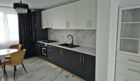 Oportunitate unica Apartament cu 2 sau 3camere in zona Pietricica