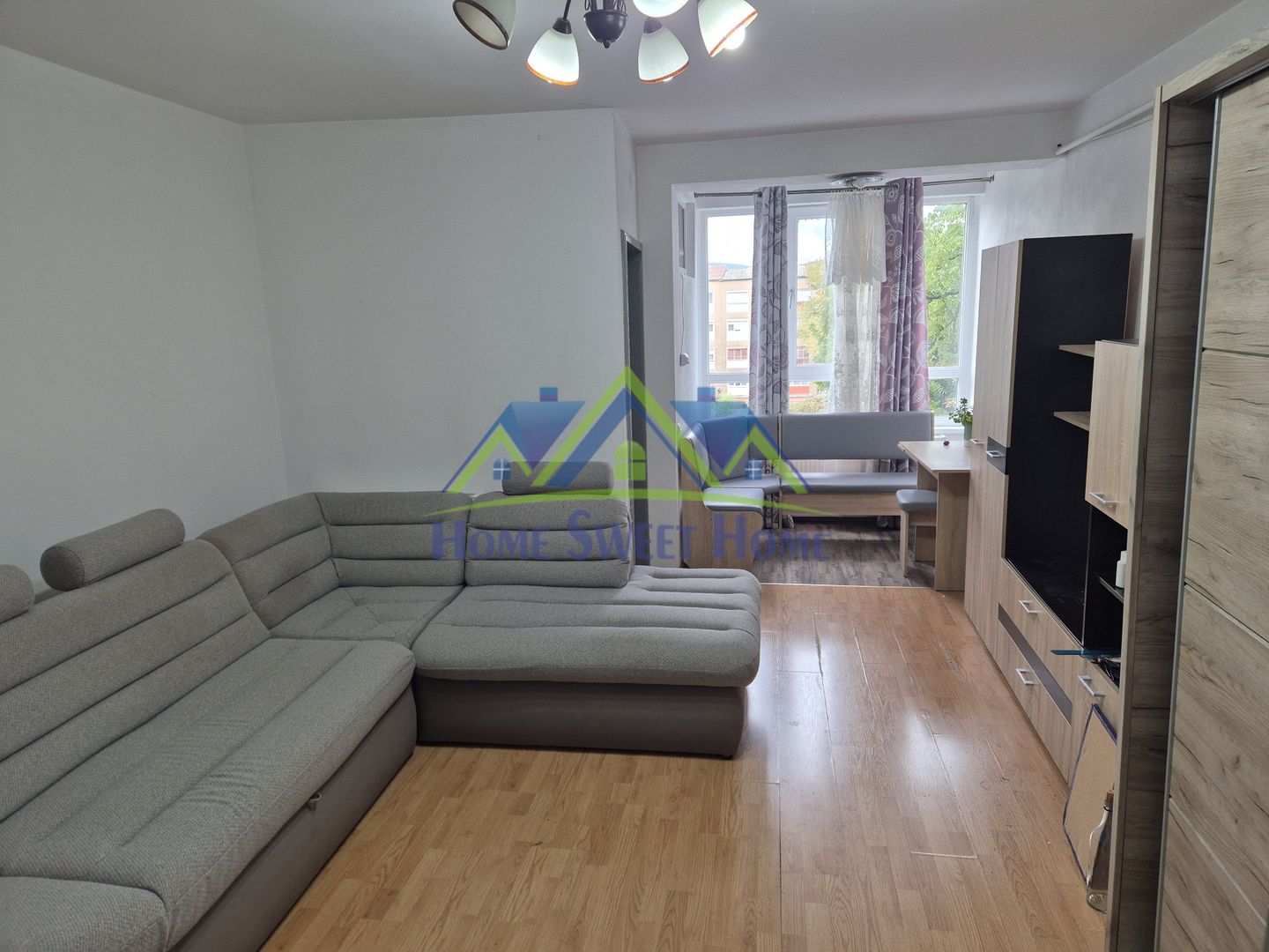 🏡 De închiriat garsoniera in G1, Hunedoara, et. 4, mobilata, balcon! - Poză 3