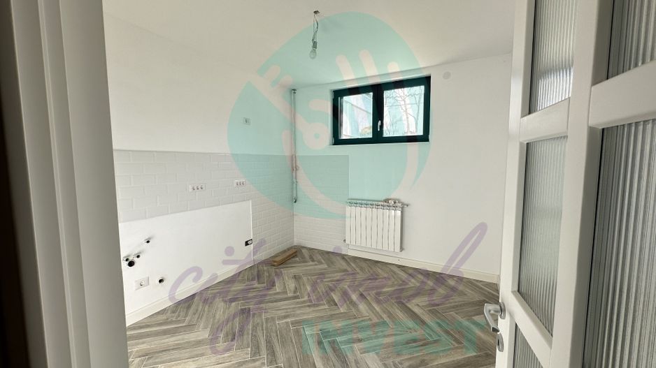 Casa NOU RENOVATA la 5 minute de metrou - Poză 17