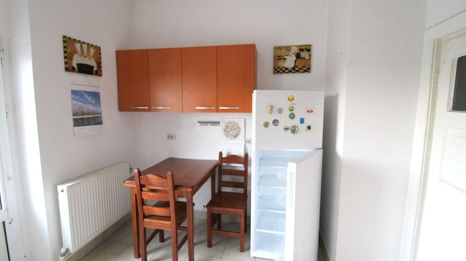 De inchiriat apartament cu 2 camere Gradina Publica et. 4, 300 euro - Poză 5