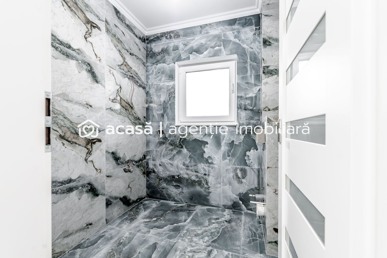 Casă nouă 2025 cu terasă rooftop – 5 camere, design modern, în Gai - Poză 4