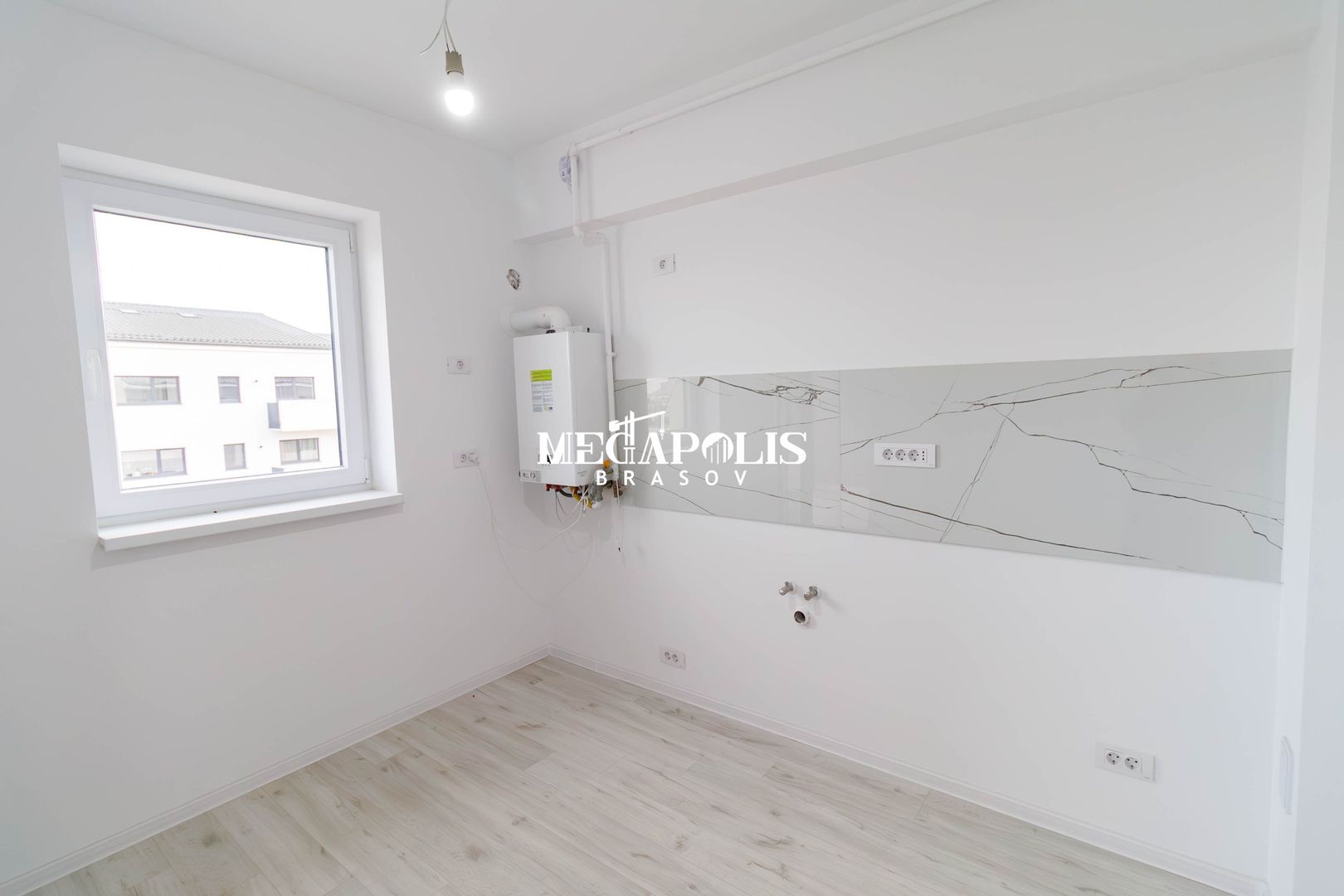 Apartament 2 Camere Decomandat/ Brasov/ Intabulat - Poză 12