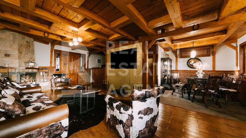 Boutique Luxury Retreat + Restaurant, Prahova - Poză 5