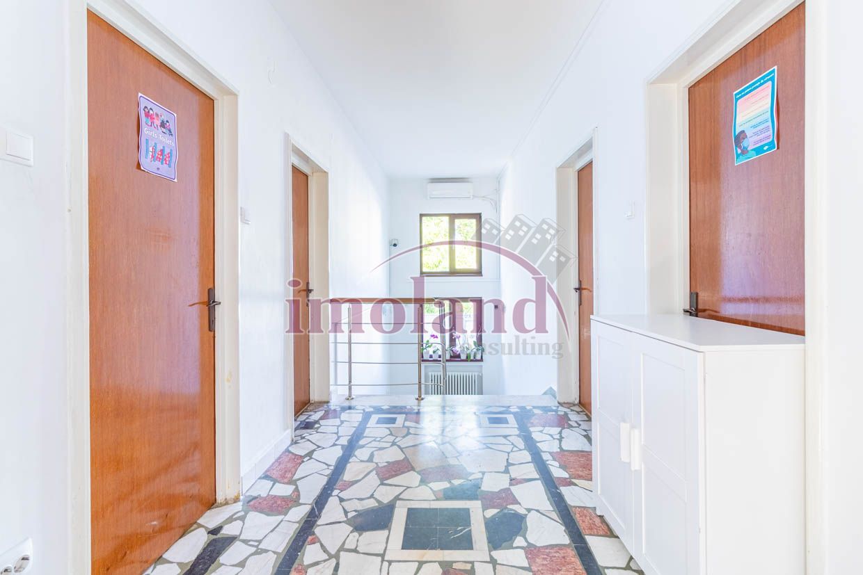 Vila unica cu curte libera 300mp si garaje - Floreasca - Compozitori - Poză 11