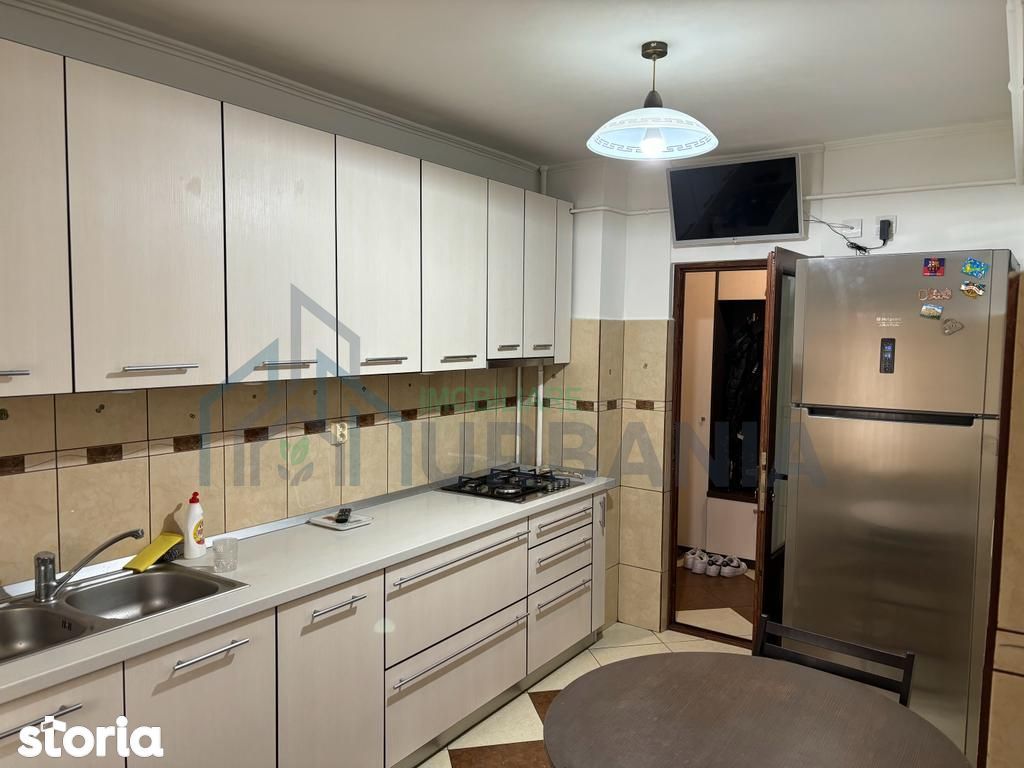 Inchiriere Ap. 4 Camere Decomandat – Pacurari Lukoil - Poză 1