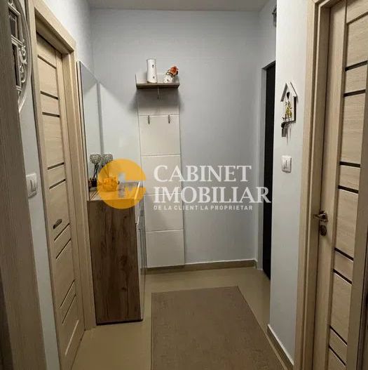 TATARASI - 2 CAMERE - RENOVAT COMPLET - PRIVELISTE PANORAMICA - Poză 5