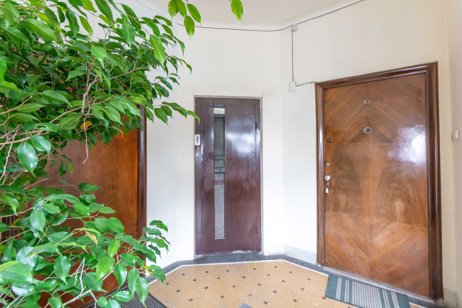 Piata Romana | Lascar Catargiu | Cal. Victoriei,5 cam pe Nicolae Iorga - Poză 7