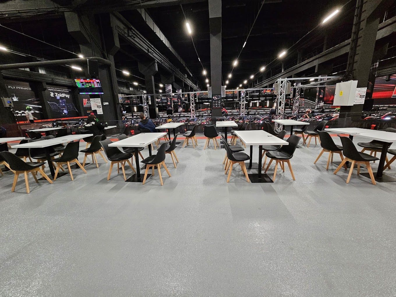 Hală industrială 5.000 mp de vânzare, Titan, H 11,6 m, randament 8% - Poză 2