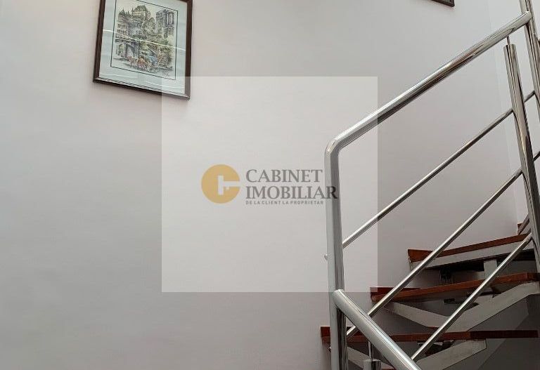 Vilă Elegantă în Domenii – Oportunitate Unică de Vânzare - Poză 13