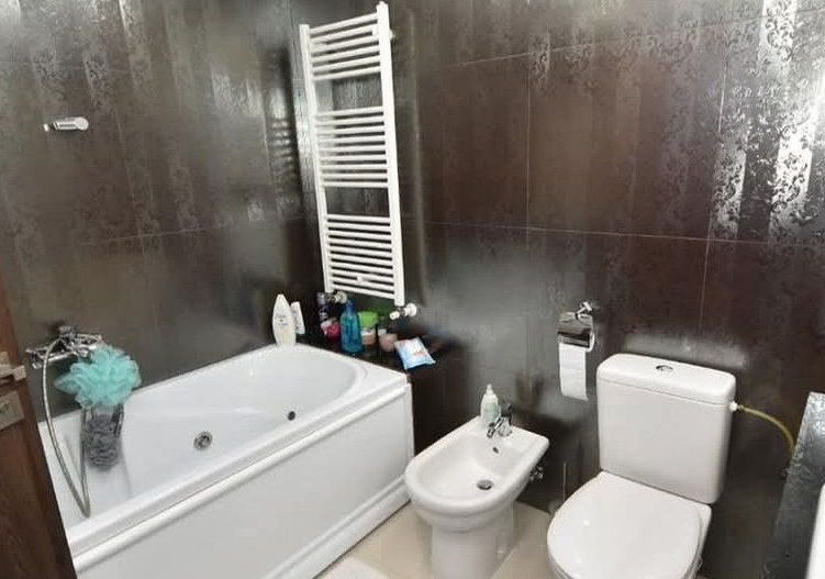 Vila moderna P+1E si teren 350 mp - zona Mazepa 2, clinica Hyperdia - Poză 10