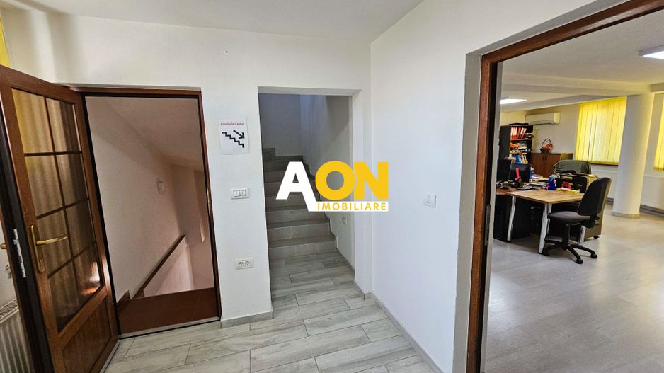 Casa S+P+M, 9 camere, ideala pentru birouri sau clinica, zona Centru - Poză 11