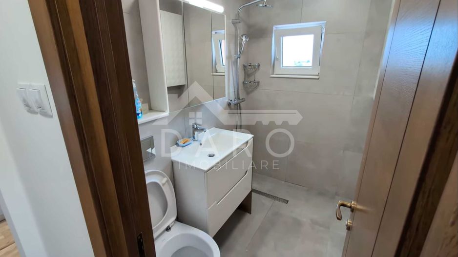 🏡 Apartament de închiriat – 3 camere decomandat - Poză 8