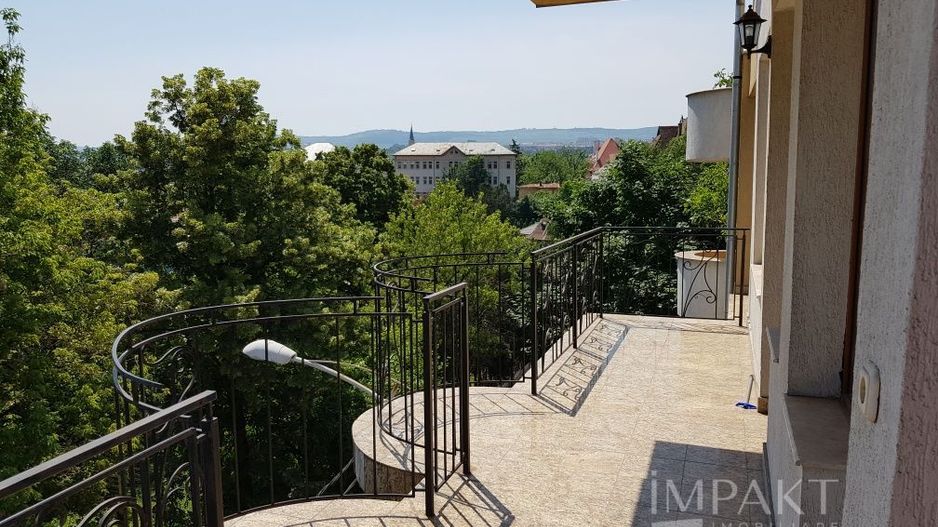 apartament 3 camere 100 mp pe 2 etaje zona Horea central, de închiriat - Poză 7