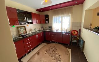 VILA P+1, 4 CAMERE, 108 MP + CASA BATRANEASCA, TEREN 1035 MP - Poză 5