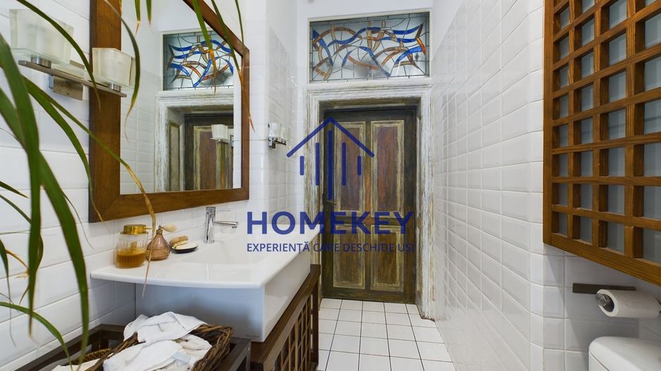 Casa/Vila de Inchiriat cu Terasa- centru - Poză 7