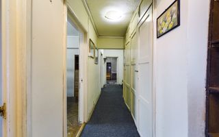 Apartament central cu 4 camere - Poză 9