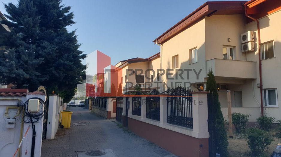 Vila langa British School - Poză 8