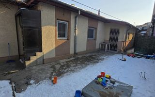 TEREN 300MP cu construcție existenta-Voluntari Str.Sihlea zona case - Poză 2