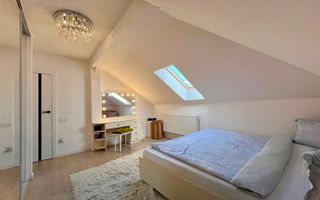 Confort și rafinament într-o locuință cochetă din Buna Ziua - Poză 12