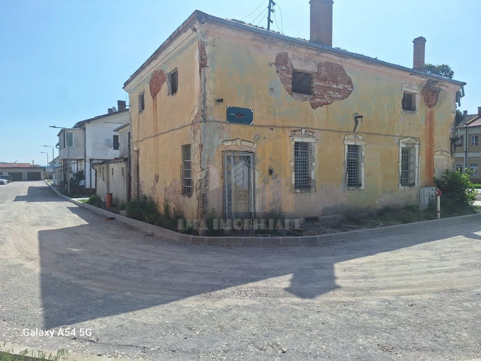 Casa si centru comercial Bod Colonie - Poză 4