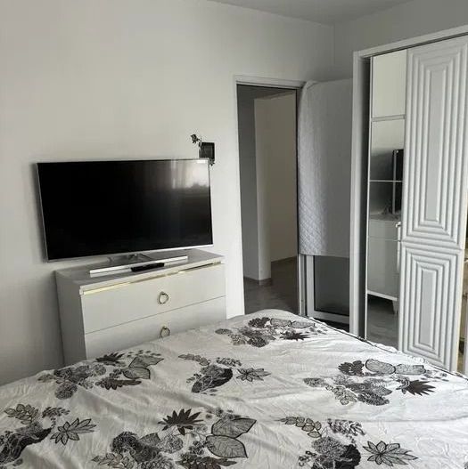 AP. 2 CAMERE - LUJERULUI, BLOC REABILITAT, MOBILAT/UTILAT MODERN - Poză 2